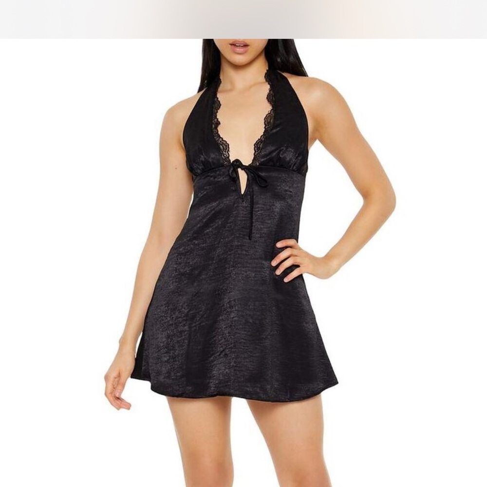 Forever 21 Black Lace Trim Halter Dress